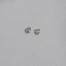 Load image into Gallery viewer, Heart Studs