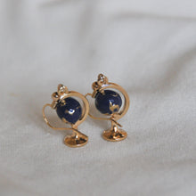 Load image into Gallery viewer, Spinning Globe Earrings