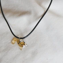 Load image into Gallery viewer, Walrus Necklace