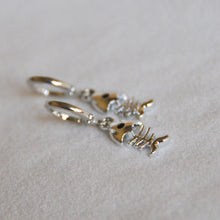 Load image into Gallery viewer, Dead Fish Earrings
