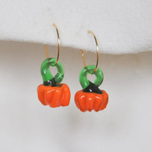 Load image into Gallery viewer, Lampwork Pumpkin Hoops