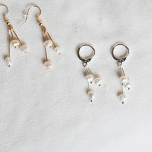 Load image into Gallery viewer, Staggered Pearl Earrings
