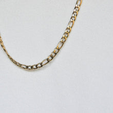 Load image into Gallery viewer, Chunky Figaro Chain Necklace