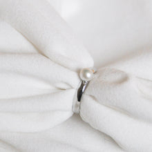 Load image into Gallery viewer, Single Pearl Ring