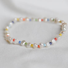 Load image into Gallery viewer, Confetti Pearl Bracelet