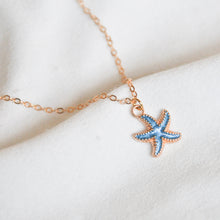 Load image into Gallery viewer, Starfish Necklace