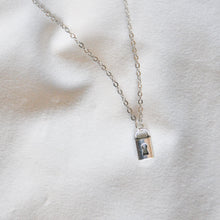 Load image into Gallery viewer, Padlock Necklace