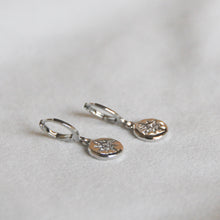 Load image into Gallery viewer, North Star Earrings