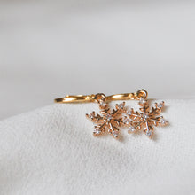 Load image into Gallery viewer, Snowflake Earrings