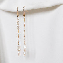 Load image into Gallery viewer, Triple Pearl Chain Earrings