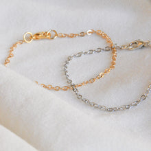 Load image into Gallery viewer, Dainty Chain Bracelet