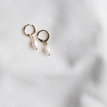 Load image into Gallery viewer, Single Pearl Earrings