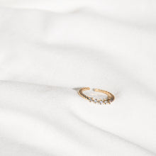 Load image into Gallery viewer, Dainty Ring