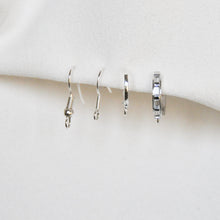 Load image into Gallery viewer, Moon Earrings