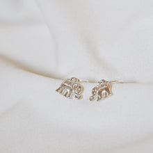 Load image into Gallery viewer, Elephant Earrings