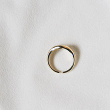 Load image into Gallery viewer, Sun Signet Ring