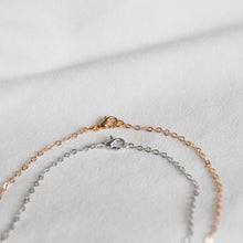 Load image into Gallery viewer, Pearl Drop Necklace