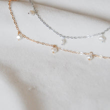 Load image into Gallery viewer, Pearl Drop Necklace