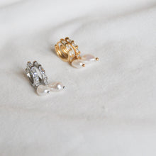 Load image into Gallery viewer, Single Pearl Earrings