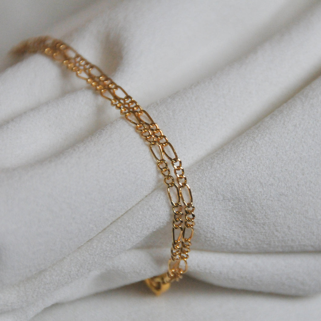 Dainty Figaro Bracelet