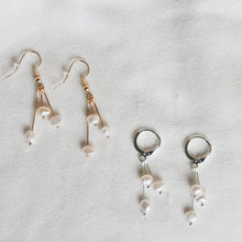 Load image into Gallery viewer, Staggered Pearl Earrings
