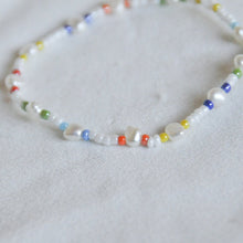 Load image into Gallery viewer, Colourful Pearl Bracelet
