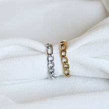 Load image into Gallery viewer, Chunky Figaro Chain Rings
