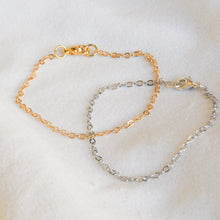 Load image into Gallery viewer, Dainty Chain Bracelet
