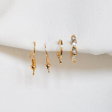 Load image into Gallery viewer, Emerald Rectangle Earrings
